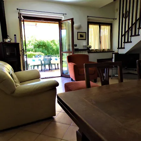 Apartment Emy House Lenno