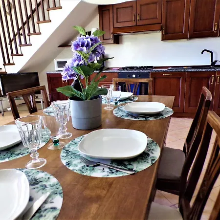 Emy House Appartement *